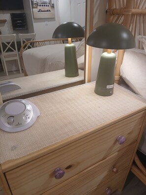 1 Schlafzimmer, Reisekinderbett, kostenloses WLAN, Bettwäsche