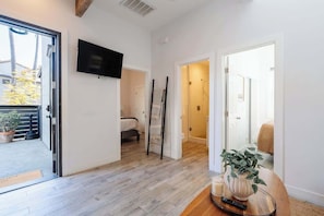 2 Schlafzimmer, Bügeleisen/Bügelbrett, Reisekinderbett, WLAN