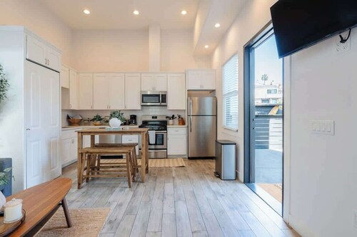 Fresh & Modern Living | Central Location w/ Patio