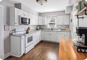 Private kitchen - Derby City Delight- Close to all the Fun (Louisville)