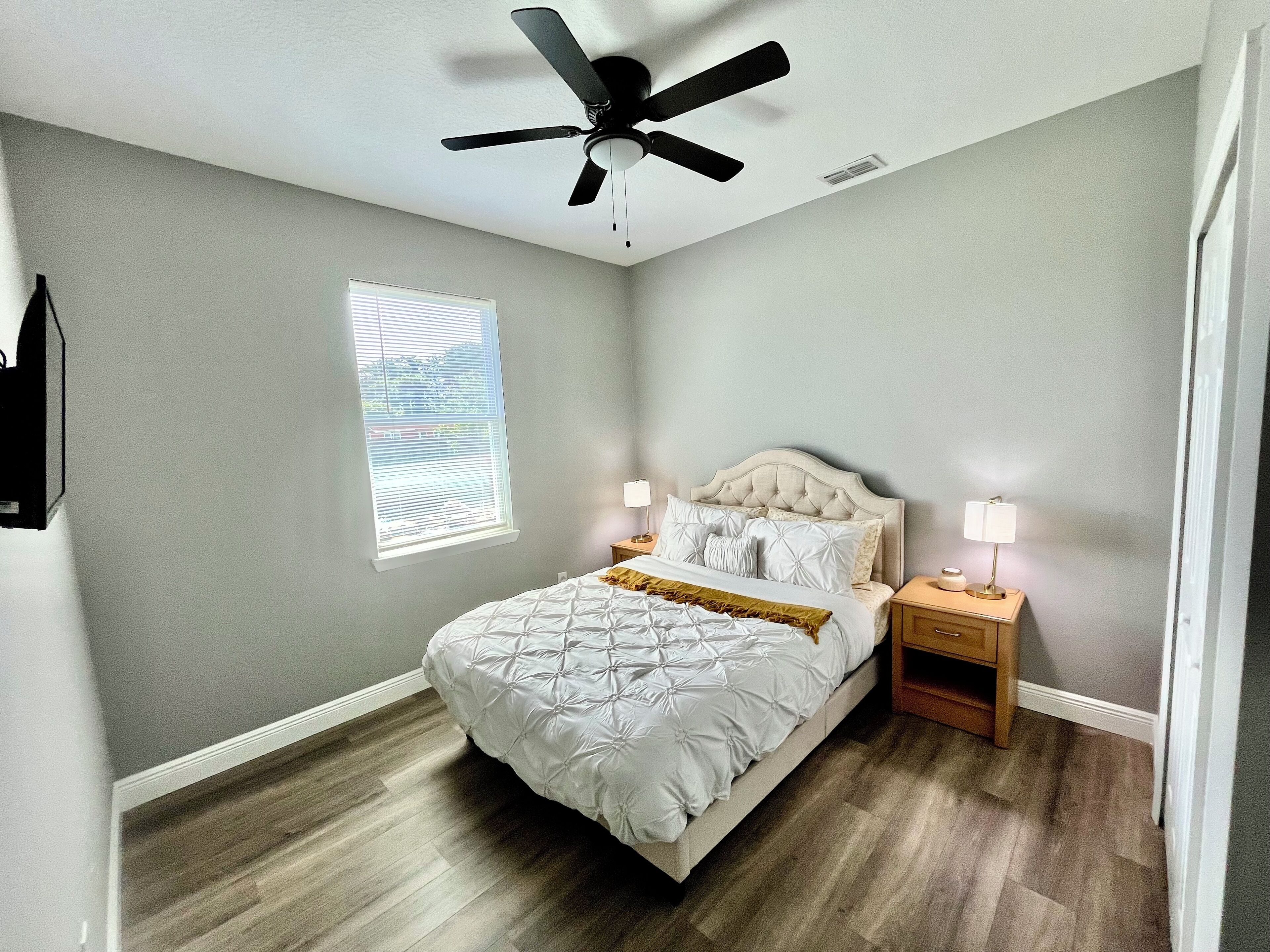 Fer et planche à repasser, Wi-Fi, draps fournis