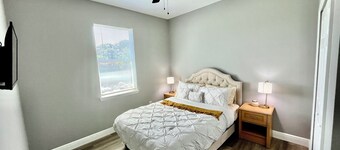 8 ppl 3Br 2Ba Near Disney World and Universal Studios