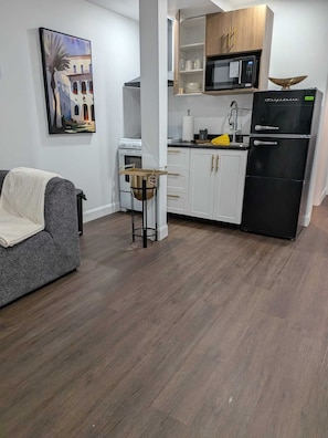 Interior - B-136 Apartment 3 & 1/2 (all-inclusive, including washer-dryer) (Trois-Rivières)
