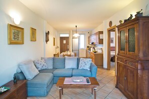 Smart TV - Relax 5★ near Lake Como, Hospital & Ferry | Garden & Parking (Gravedona)