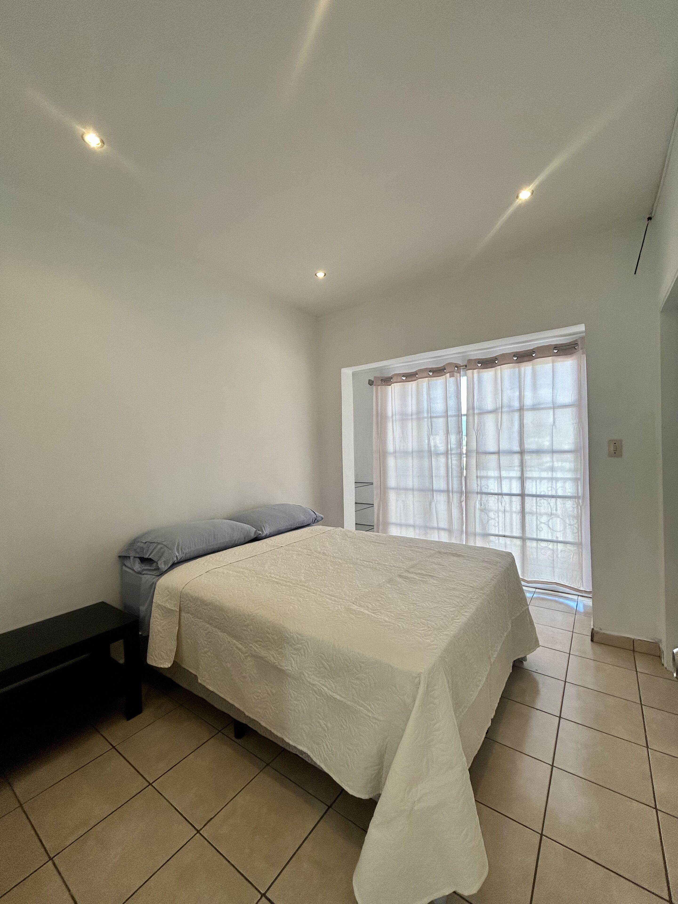 2 habitaciones, wifi y ropa de cama 