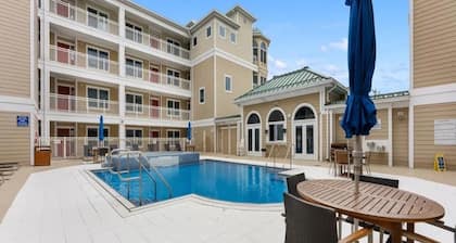 Penthouse @ The Pointe - Moore`s Inlet