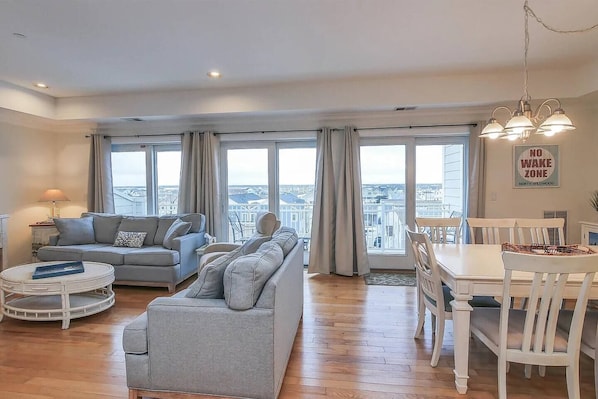 TV - Penthouse @ The Pointe - Moore`s Inlet (North Wildwood)