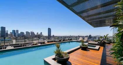 Level 10 Views | 2BR with Private Balcony & Parking