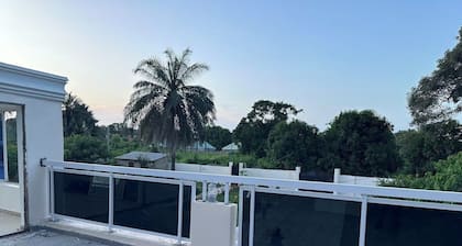 Lovely 6-bedroom villa with AC in charming Sanyang.