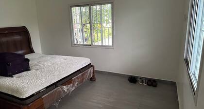 Lovely 6-bedroom villa with AC in charming Sanyang.