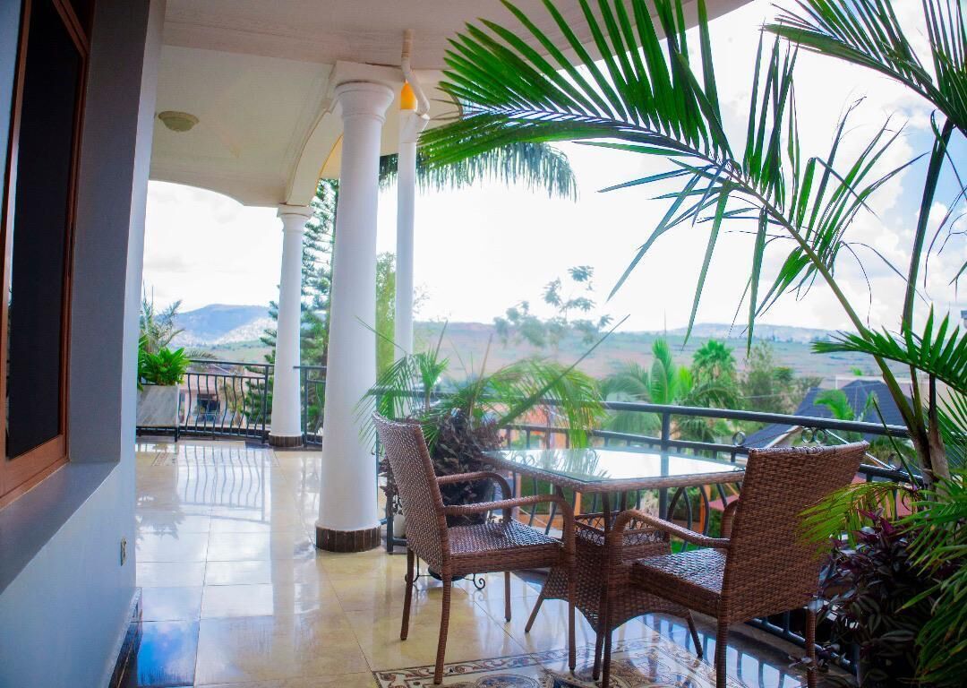 Classic Double Room, Balcony, City View | Outdoor dining