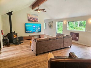 Smart TV, fireplace, foosball, table tennis