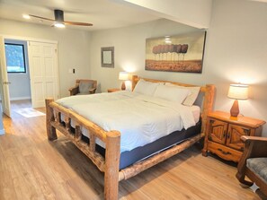 4 Schlafzimmer, Schreibtisch, Bügeleisen/Bügelbrett, Reisekinderbett
