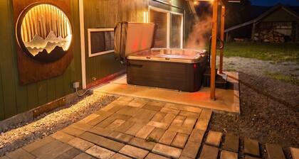 Hot Tub, Mtn view, Gym, AC, EV, 2 Game Rooms, 1G Wifi - Sleeps 12