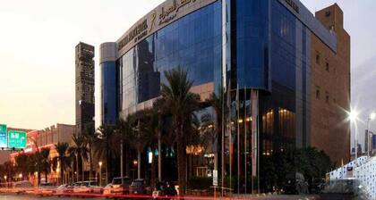 Spacious Family Stay Sunday Qaser Al Hamra
