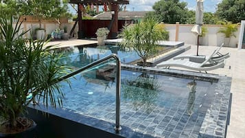 Standard Room, Pool View | Pool | Outdoor pool