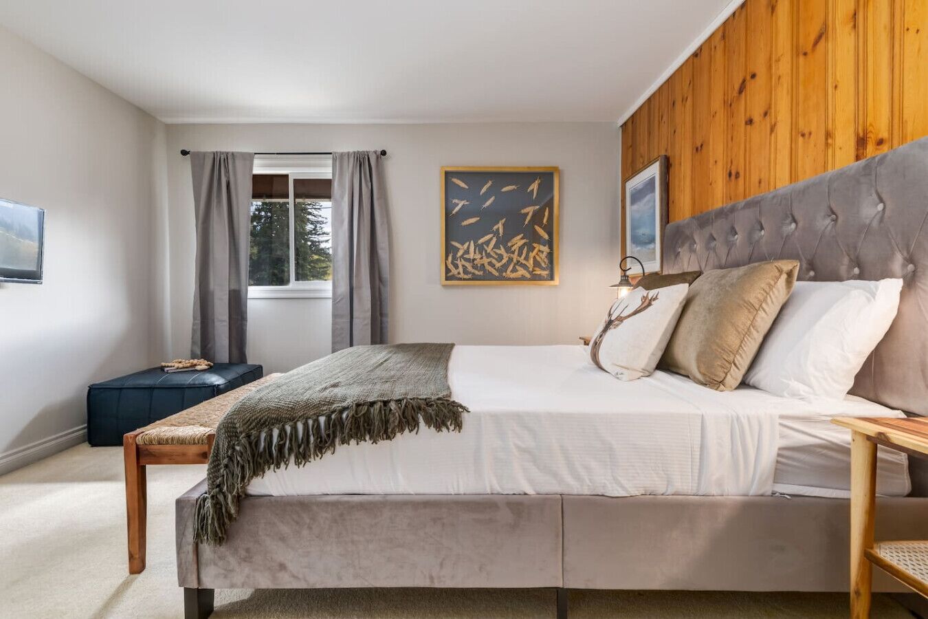 Fer et planche à repasser, Wi-Fi gratuit, draps fournis