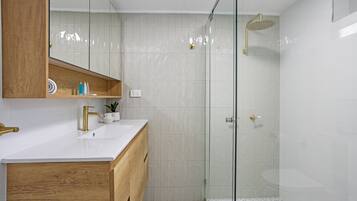 Hair dryer, towels