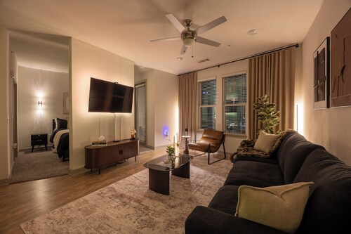 Cozy Modern Luxury Apartment in Fort Worth