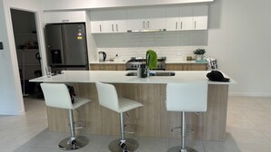Unclassified image, 5 of 9, button - Beach Holiday Home only 10mins walk to the Beach (Rainbow Beach)