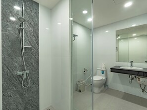 Shower, hair dryer - Brand New Private pool villa Chalong Phuket Mountain view (Tambon Chalong)