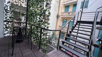 Luxury Double Room, 1 King Bed, Non Smoking | Desk, free WiFi