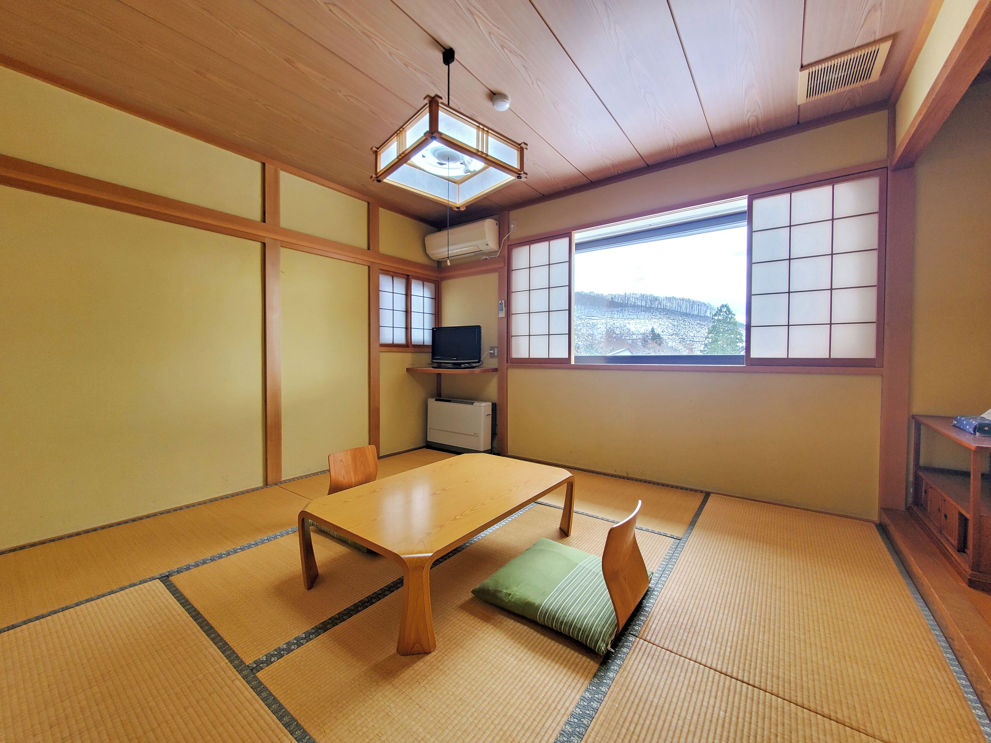 四人房 | 免費 Wi-Fi