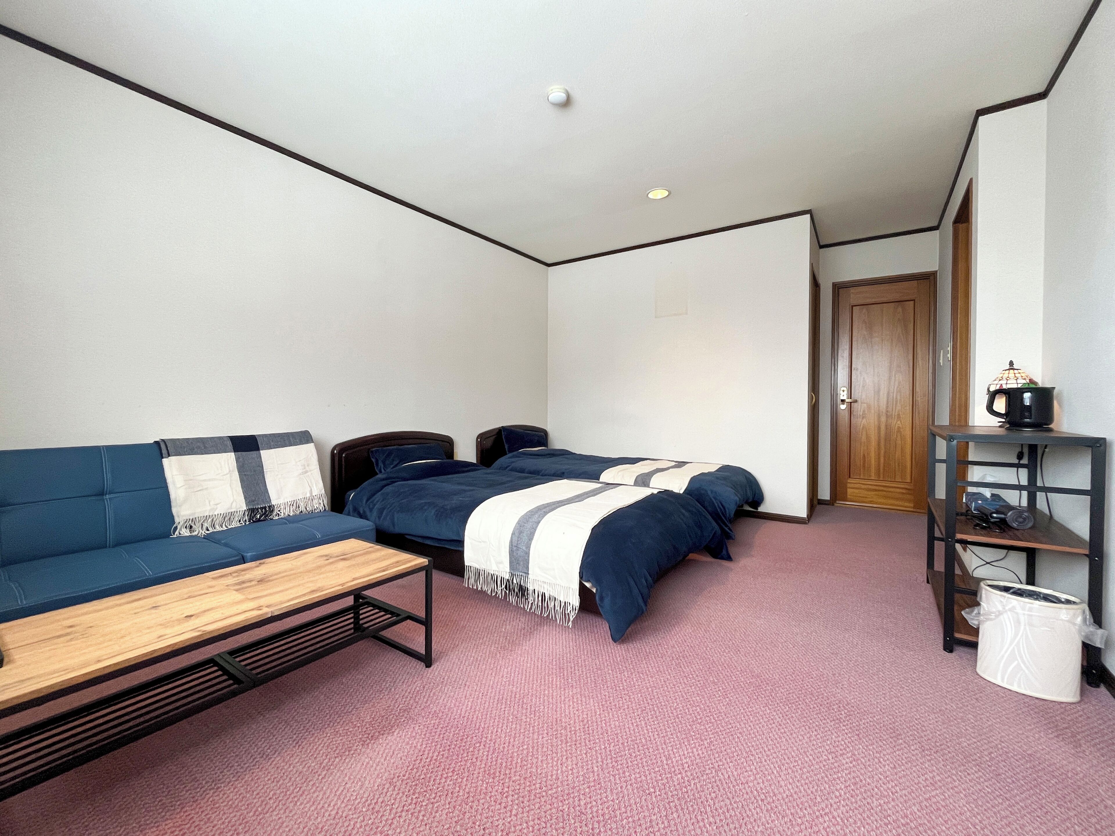 Quadruple Room, Multiple Beds | Free WiFi, bed sheets