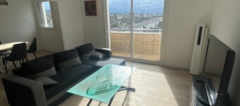 Apartment in Auch with breathtaking views of the Pyrenees