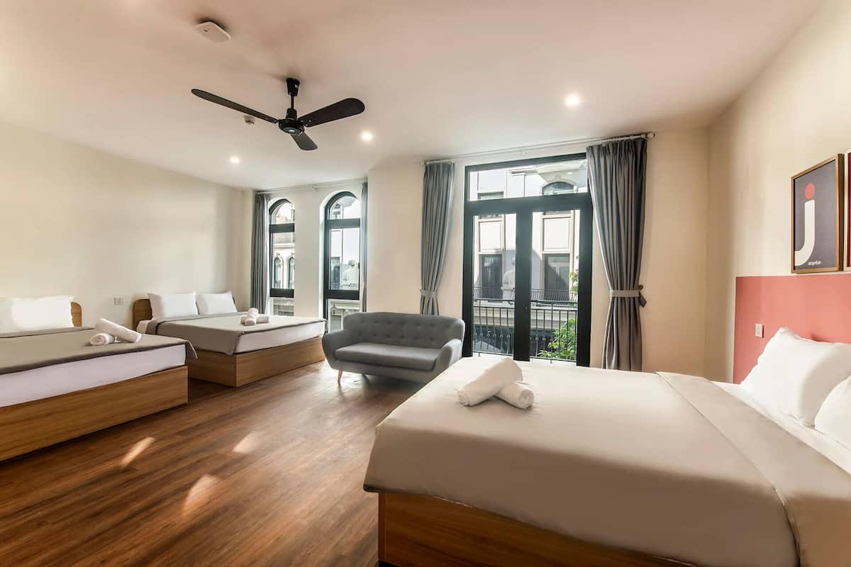 Panoramic Triple Room, Multiple Beds, Private Bathroom