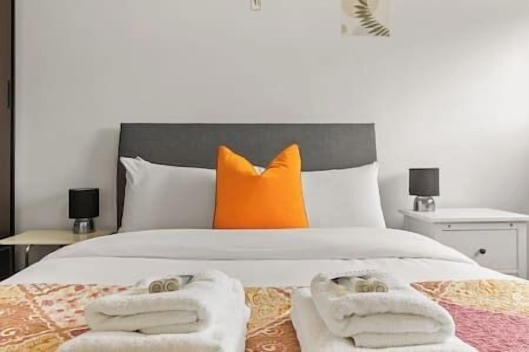 Bügeleisen/Bügelbrett, WLAN, Bettwäsche