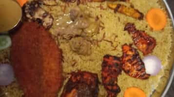 Makanan dan minuman