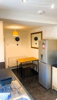 Casa superior, 3 quartos, cozinha | Cozinha privada