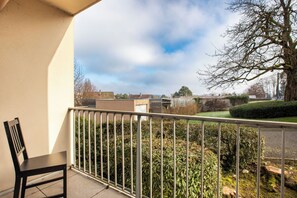 Property grounds - L'Eden Appart' • Fiber - Garage - Balcony - Calm - Montbéliard - Near Center (Montbéliard)