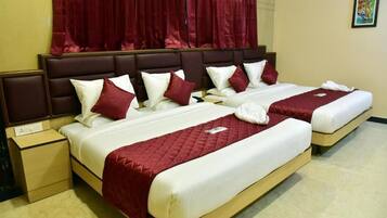 In-room safe, free WiFi