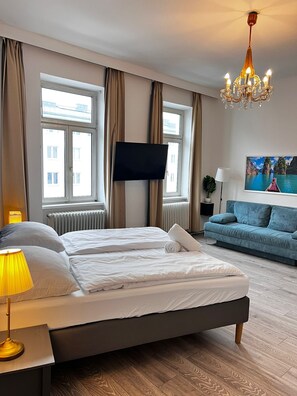 Basic Apartment - Cozy 2BR Apartment Near Meidling Station (Vienna)