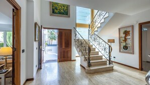 Interior - Can Pedro, elegant villa in Llenaire 3 min walk from the beach! (Port de Pollença)