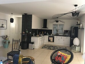 Interior - 5 minutes walk from the beach  (Albitreccia)