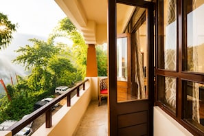 Premium Room, 1 King Bed, Mountain View | Balcony view - Sparrow Chiminda A-Heritage Hotel Middle Pelling (Gyalshing)