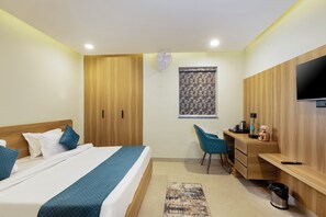 Premium Room | Free WiFi - The Ambient Suite (New Delhi)