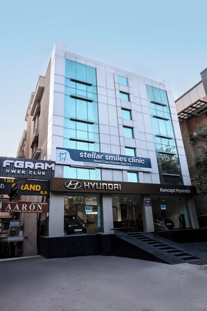 Exterior - The Ambient Suite (New Delhi)