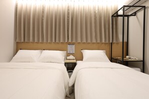 Twin Room | Free WiFi, bed sheets - HOTEL SOONSU SUWON (Suwon)