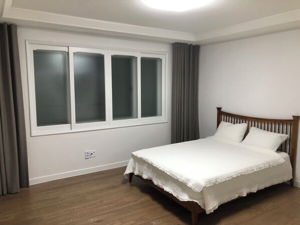 House, 2 Bedrooms, Garden View | Free WiFi - Gangneung Garden Terrace House (Gangneung)