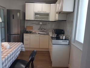 House, 2 Bedrooms, Garden View | Private kitchen - Gangneung Garden Terrace House (Gangneung)