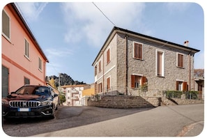 Exterior - Relaxation north Sardinia 20 min from the sea( De Addis Guest House) (Aggius)