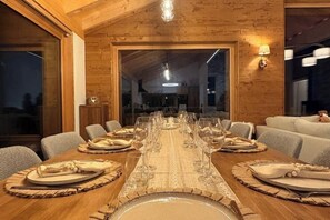 Dining - Chalet Iska - Alpine elegance and warm comfort with breathtaking views (Nendaz)