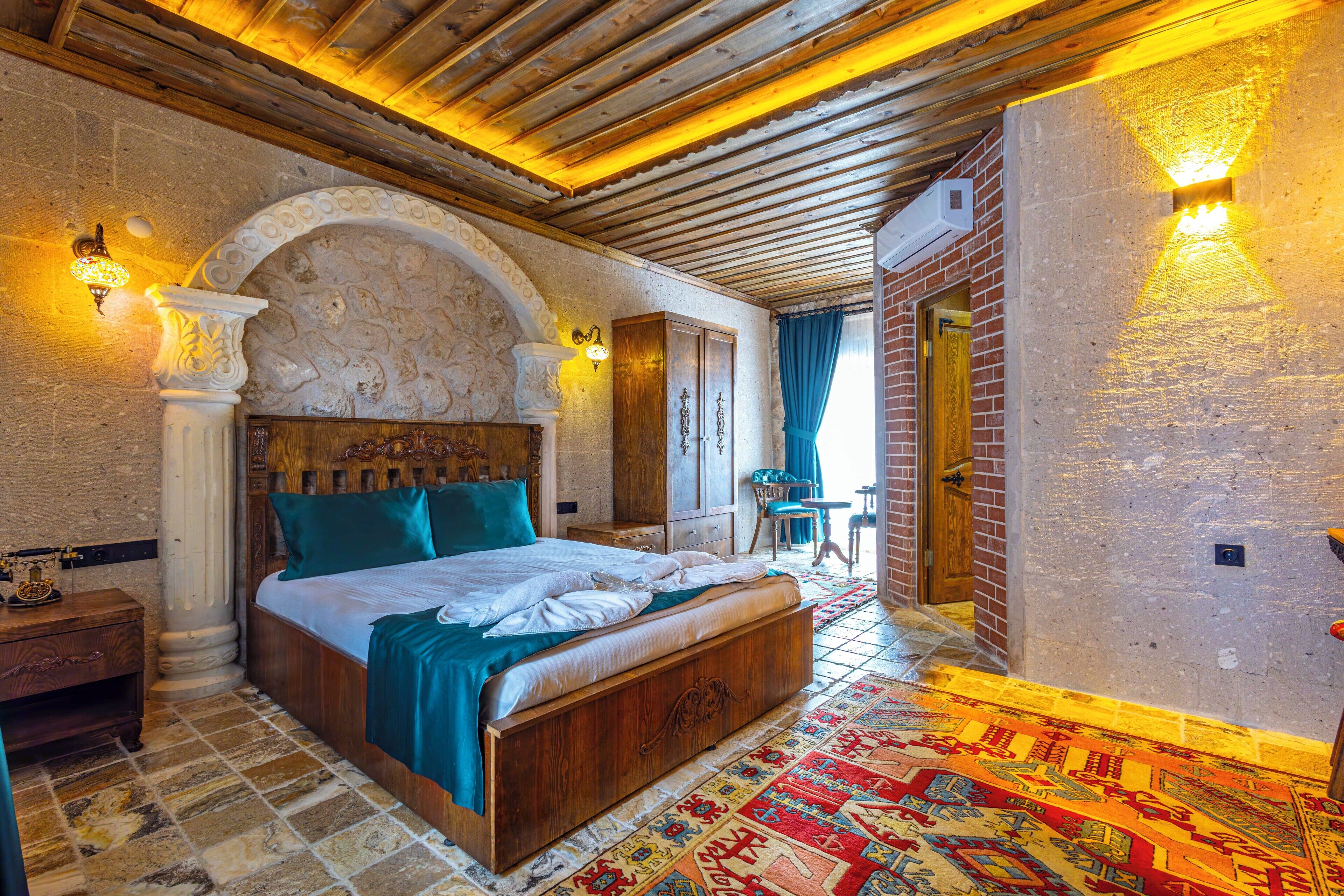 Dobbeltrom – deluxe, balkong | Skrivebord og wi-fi (inkludert)