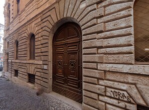 Exterior - Nest at Campo De Fiori and Navona Square (Rome)