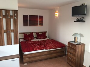2 bedrooms