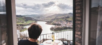 Cozy nest in the heart of Sassocorvaro, terrace with breathtaking views.